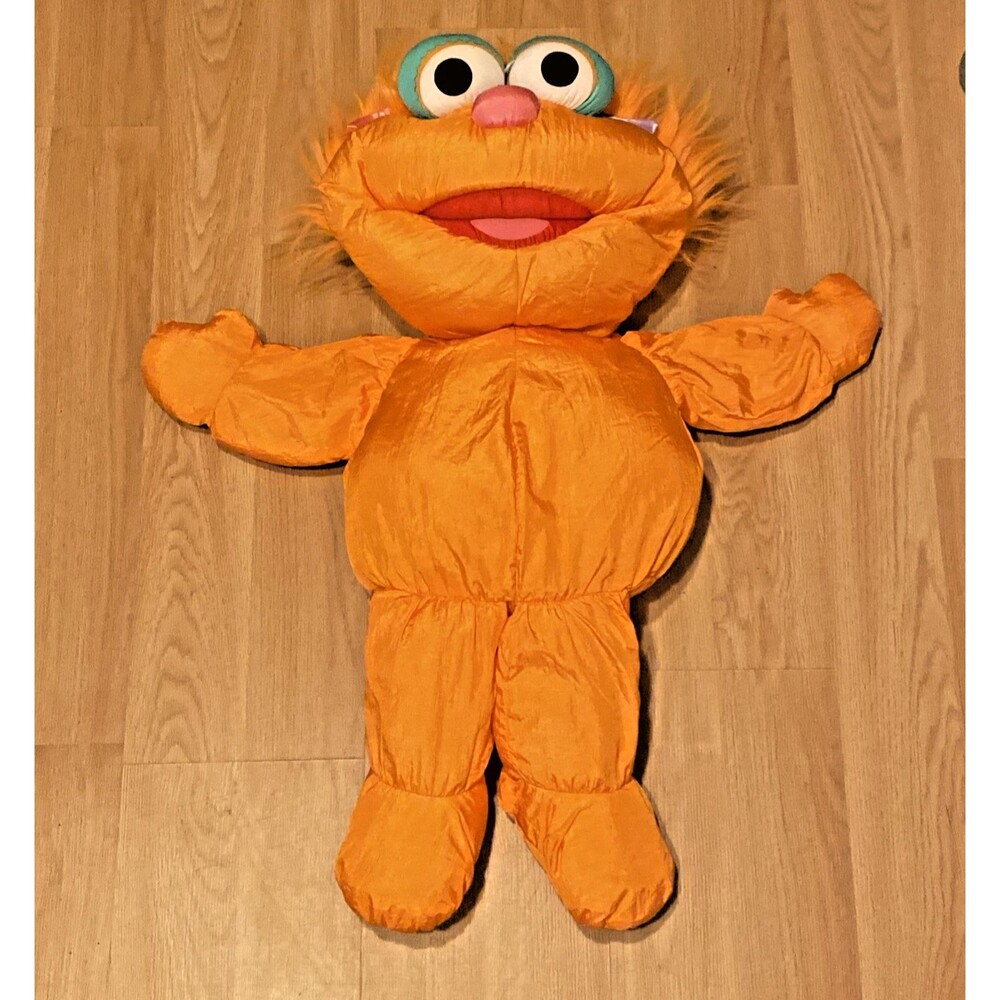 SESAME STREET ZOE PUFFALUMP STYLE NYLON  24" PLAYSKOOL 1995 JIM HENSON